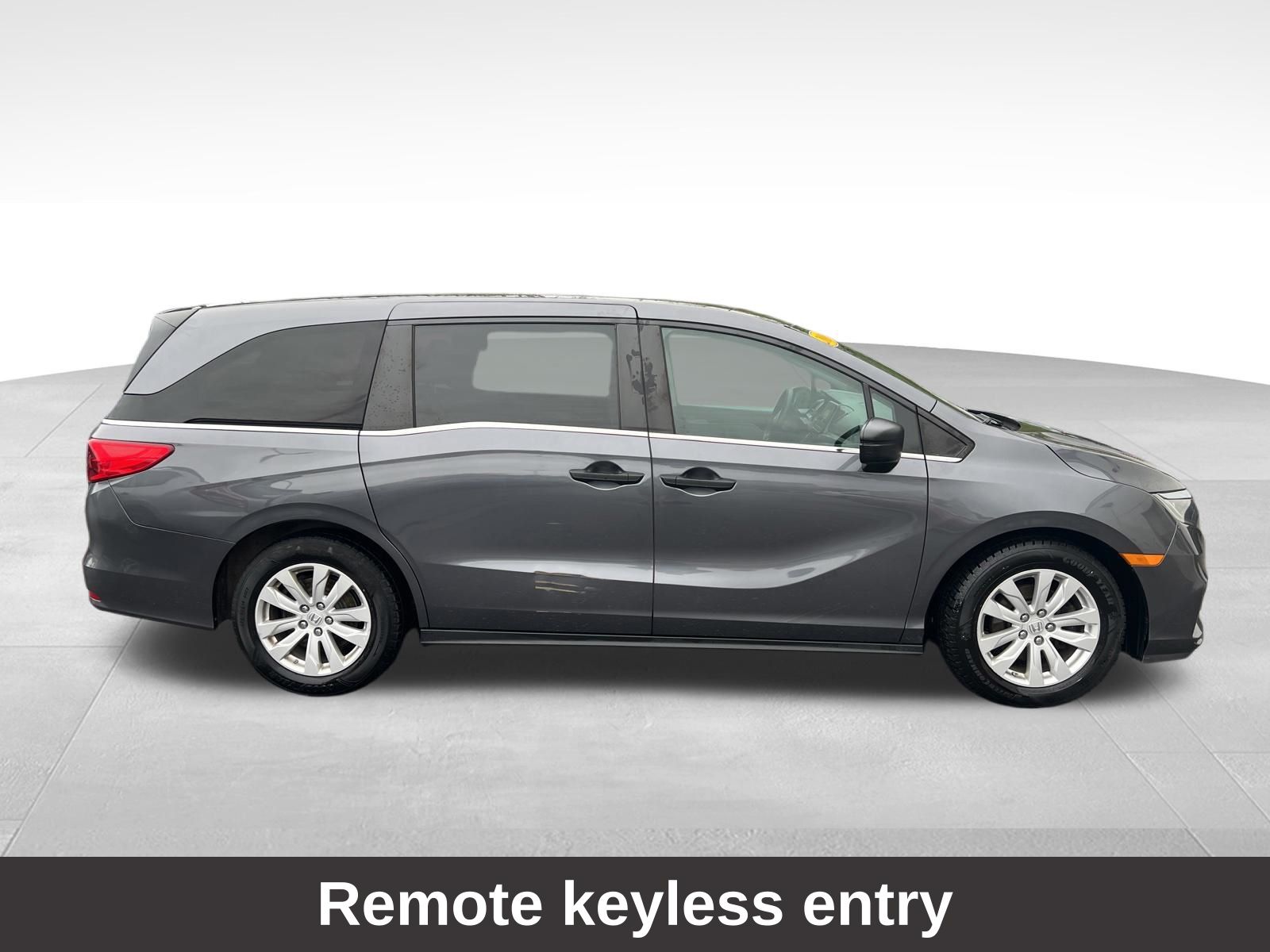 2018 Honda Odyssey LX - Photo 11