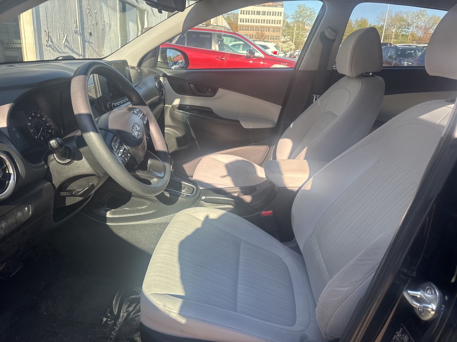 2023 Hyundai Kona SEL - Photo 16