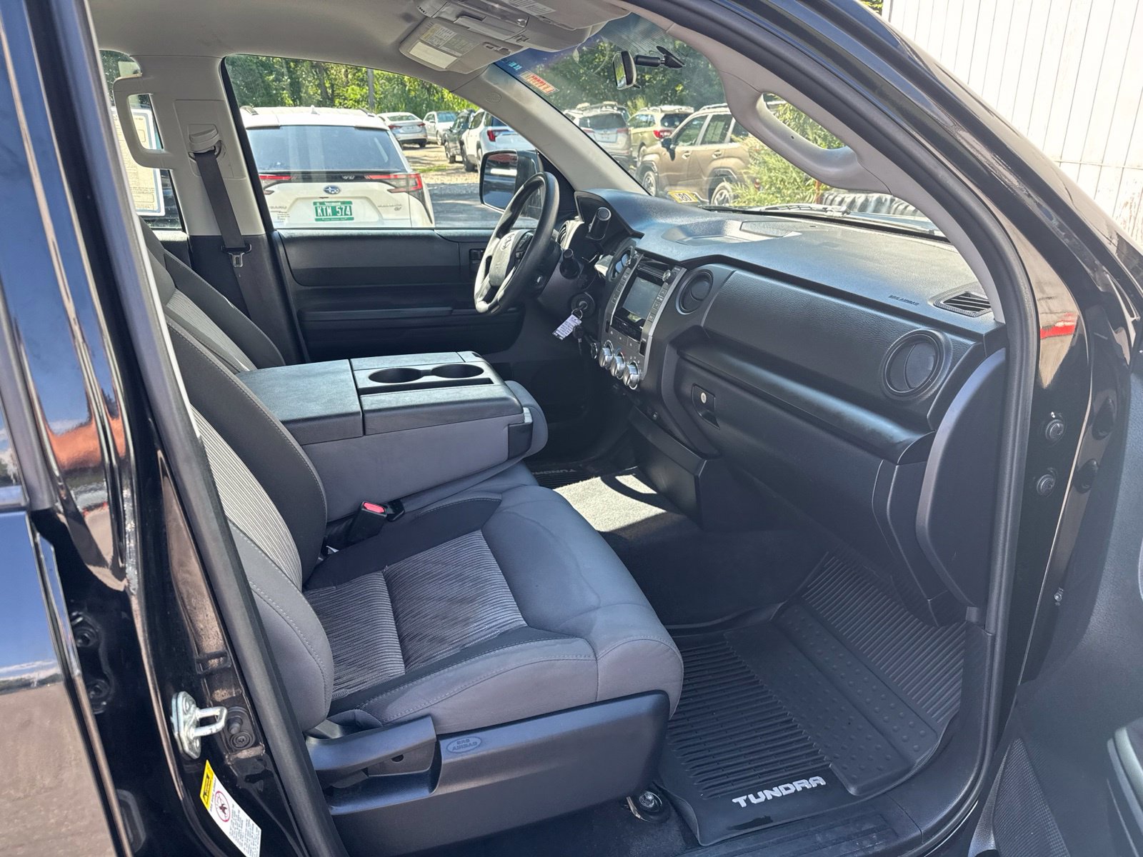 2017 Toyota Tundra SR - Photo 16