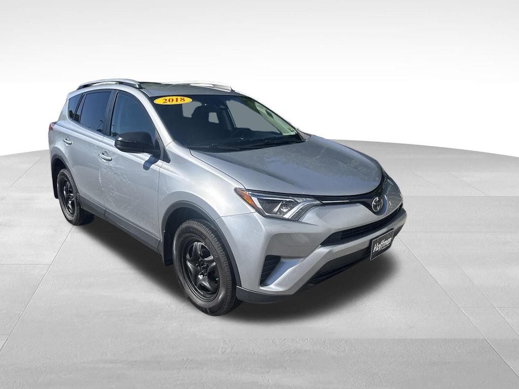 Used 2018 Toyota RAV4 LE SUV