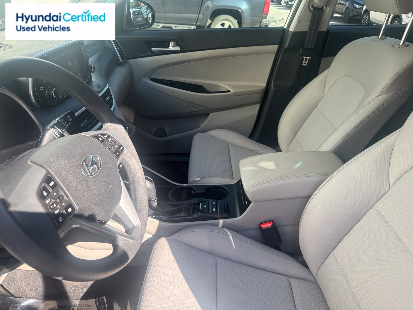 2021 Hyundai Tucson SE - Photo 19