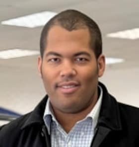 Staff member Jonah Jonathan from bbbc914c8ef5