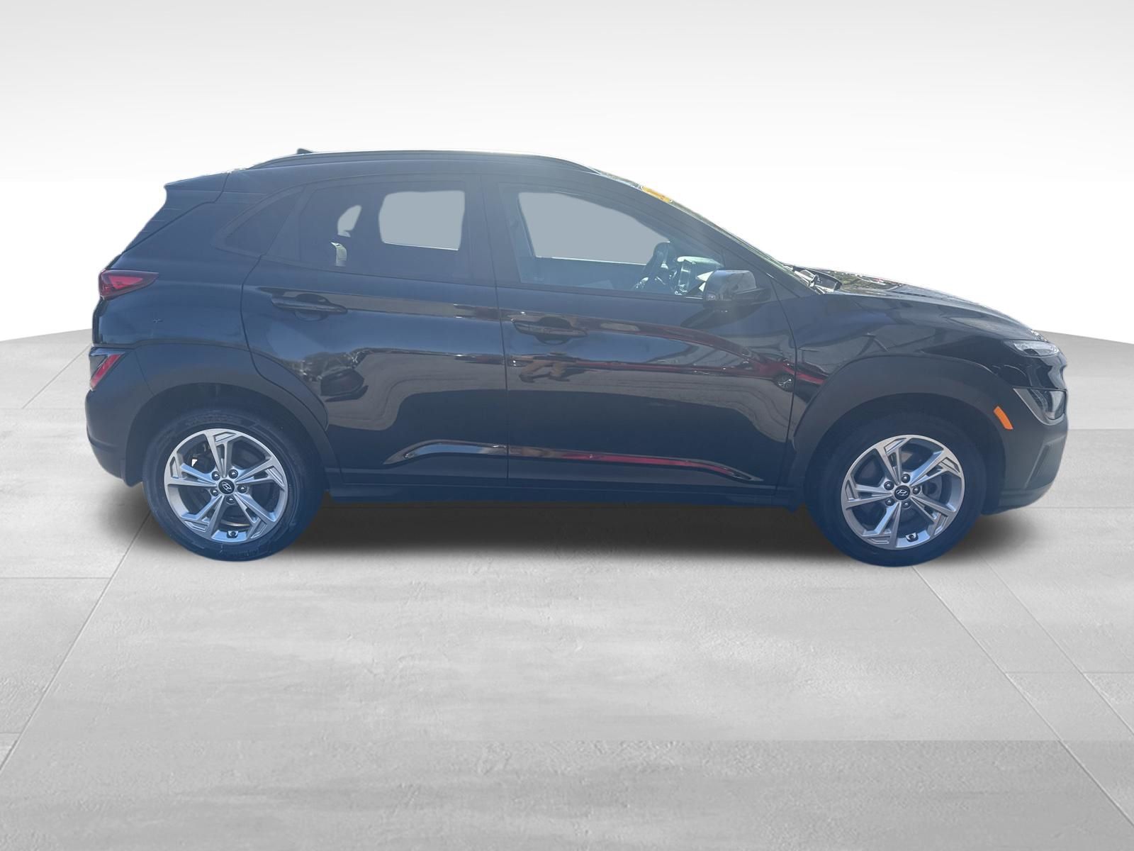 2023 Hyundai Kona SEL - Photo 9