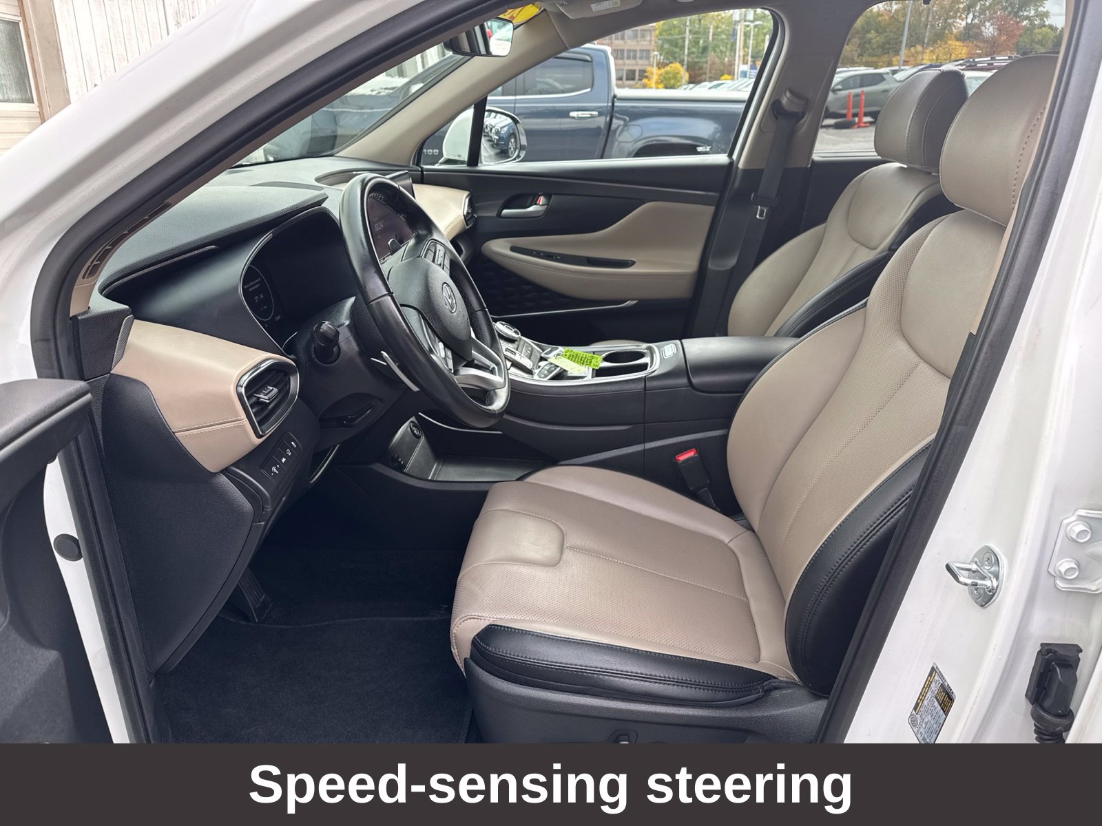2023 Hyundai Santa Fe SEL Premium HEV - Photo 17