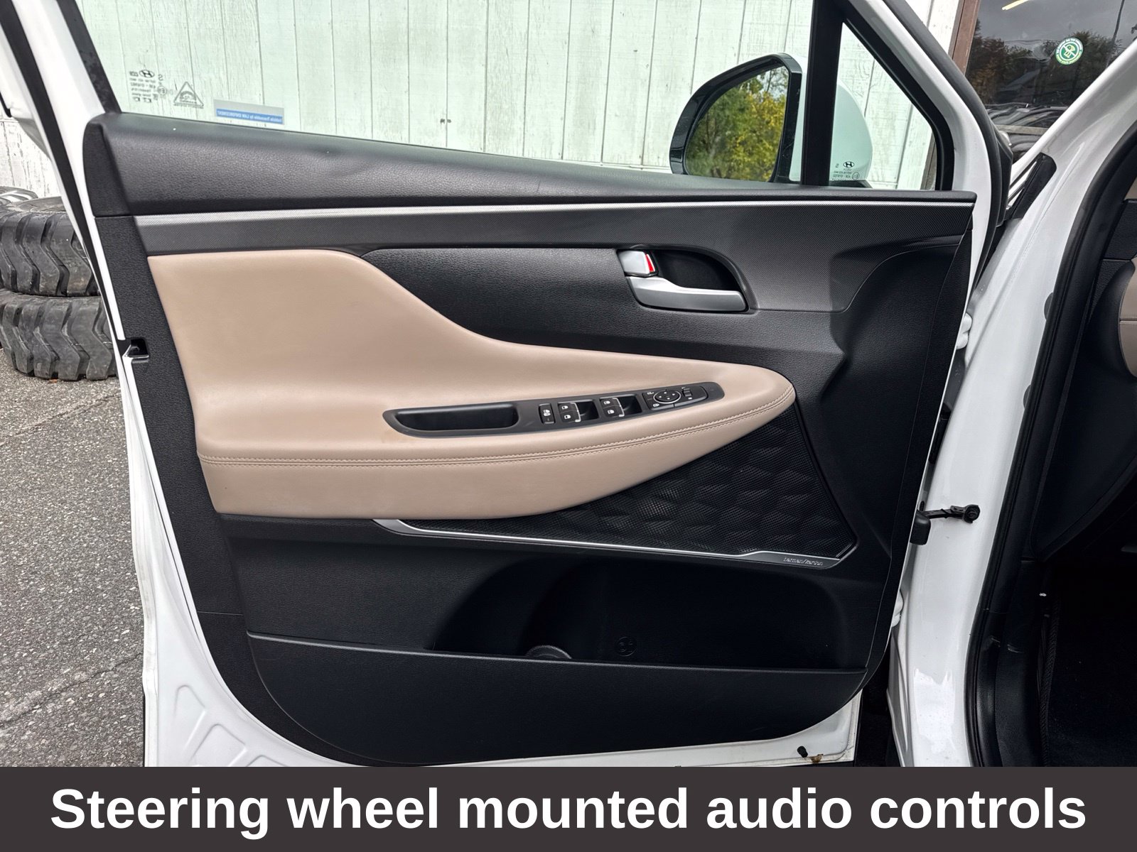 2023 Hyundai Santa Fe SEL Premium HEV - Photo 16