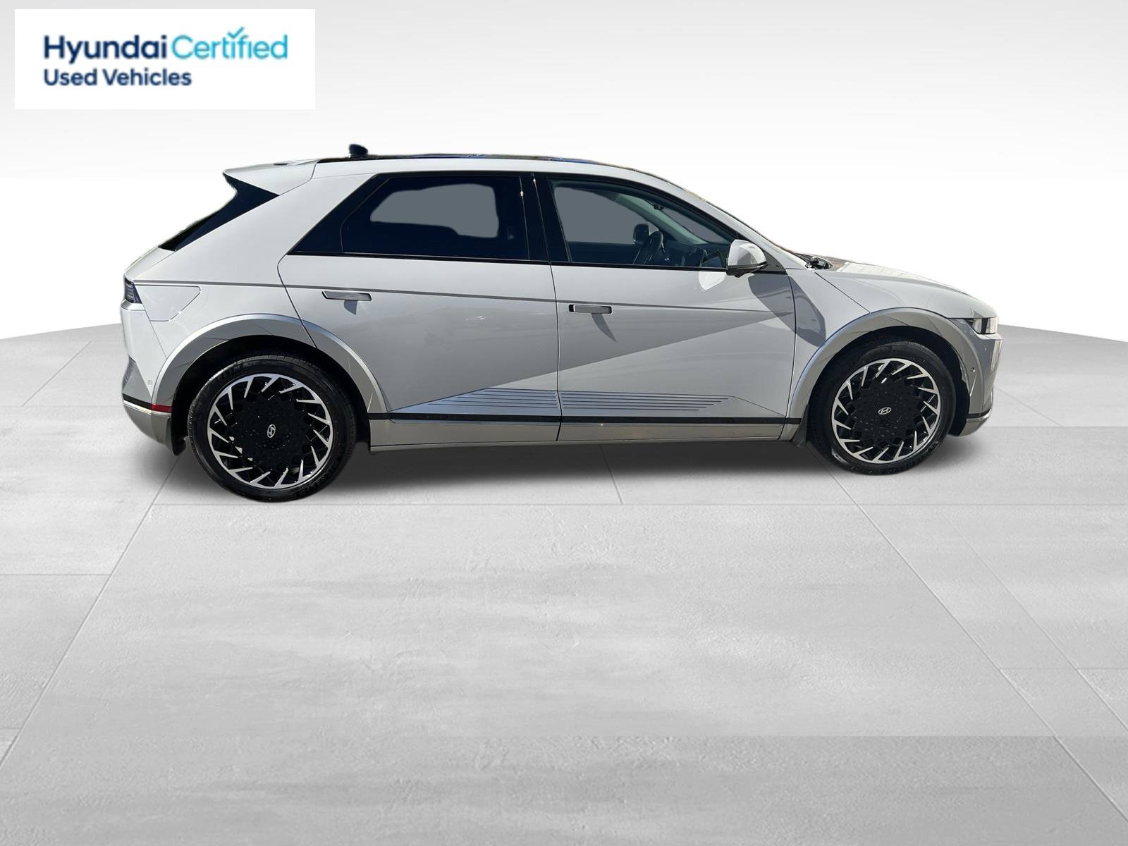 2024 Hyundai IONIQ 5 Limited - Photo 10