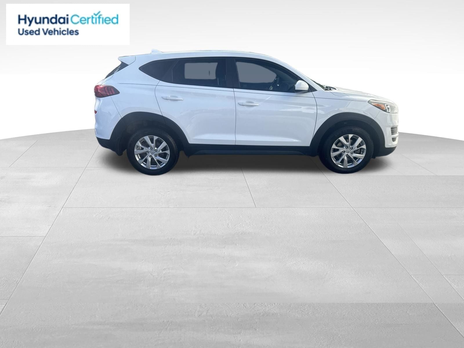 2021 Hyundai Tucson SE - Photo 9