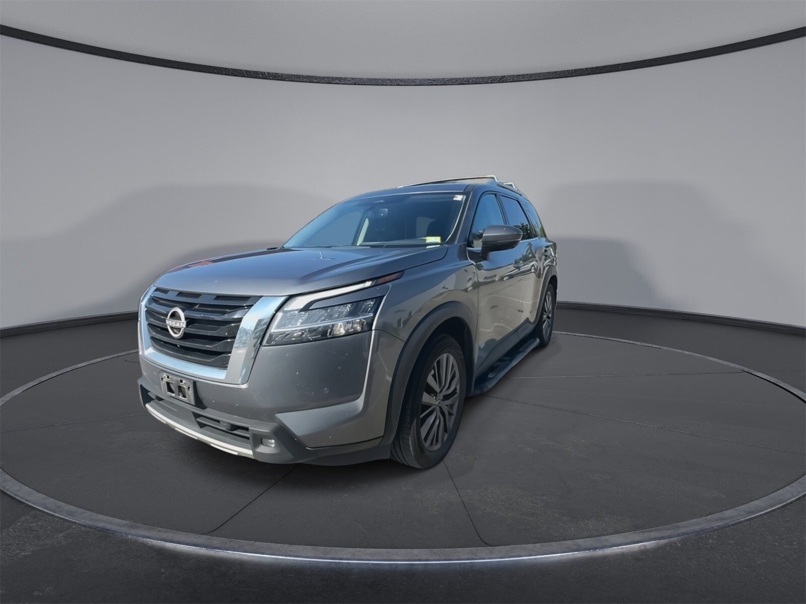 2022 Nissan Pathfinder SL photo 3