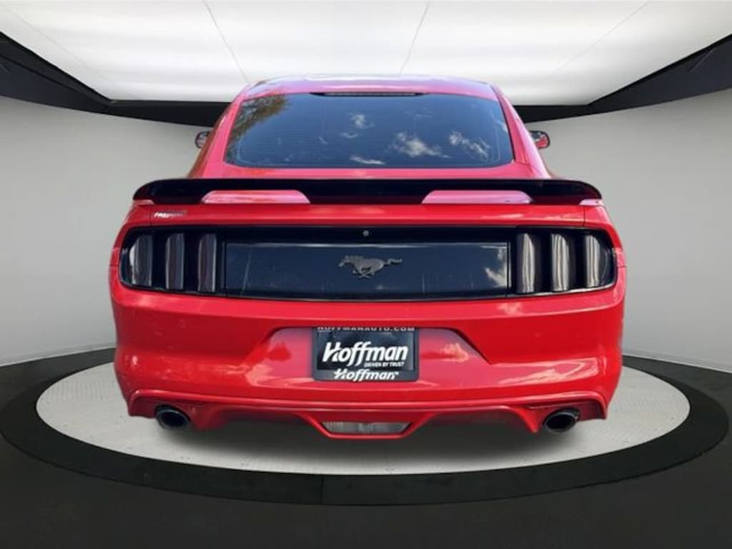 Used 2016 Ford Mustang V6 Coupe