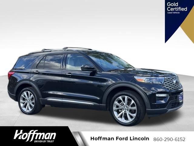 2023 Ford Explorer Platinum's photo
