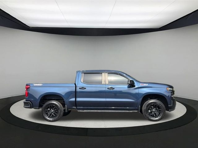 2021 Chevrolet Silverado 1500 LT Trail Boss photo 2