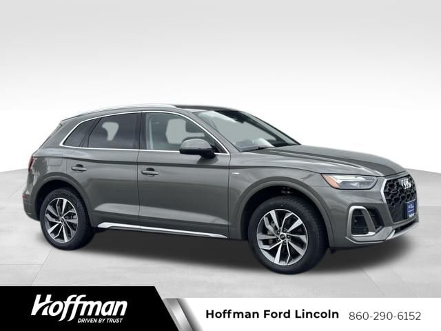2024 Audi Q5 Premium Plus's photo