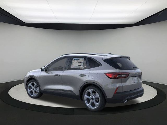 2025 Ford Escape ST-Line photo 4