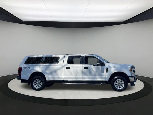 2020 Ford F-350 XLT photo 2