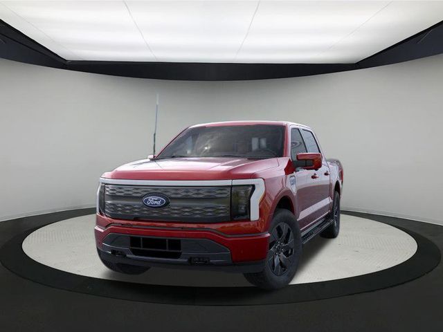 2025 Ford F-150 Lightning Lariat photo 2