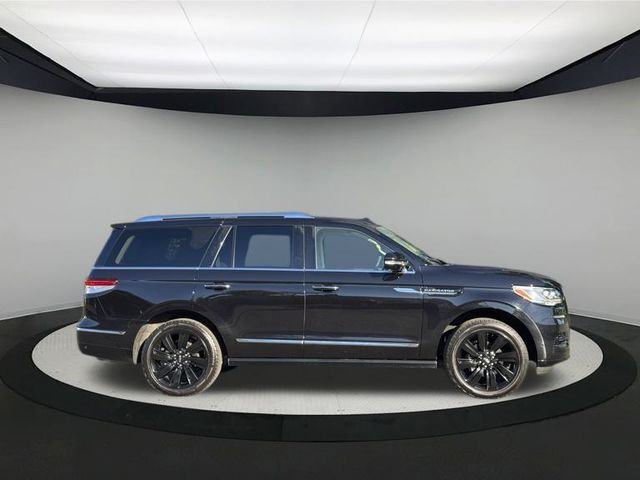 2022 Lincoln Navigator Reserve photo 2