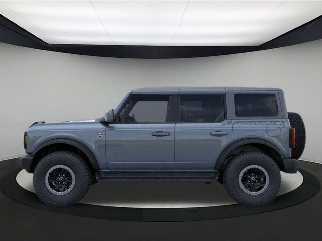 2025 Ford Bronco Outer Banks photo 3