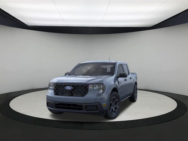 2025 Ford Maverick XLT photo 2