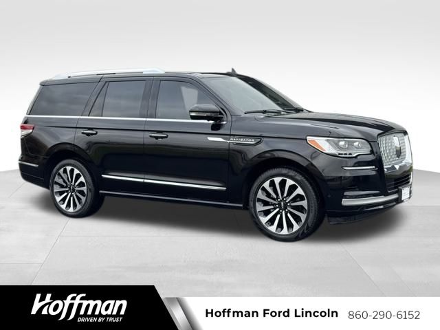 2023 Lincoln Navigator Reserve's photo