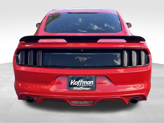 2016 Ford Mustang V6 photo 4