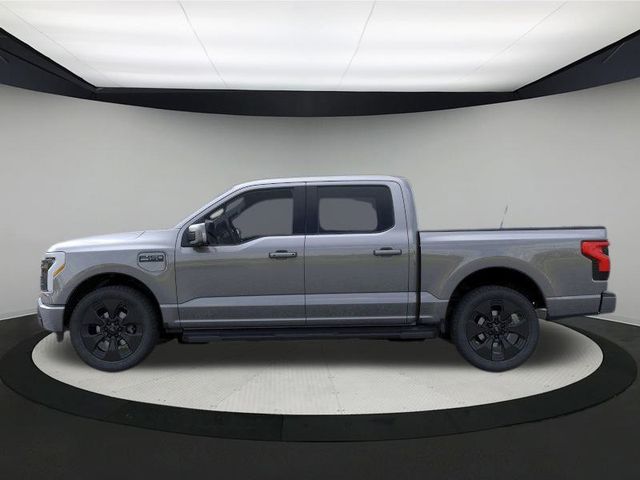 2025 Ford F-150 Lightning Platinum photo 3
