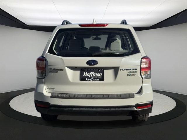 2017 Subaru Forester 2.5i photo 4