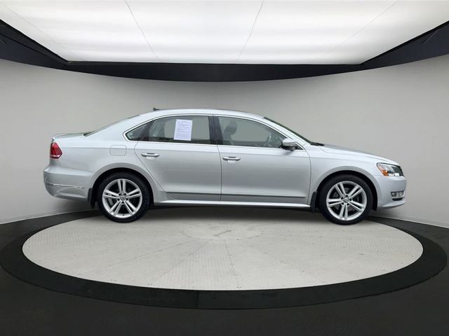 Used 2014 Volkswagen Passat SEL Premium with VIN 1VWCN7A36EC026699 for sale in Hartford, CT