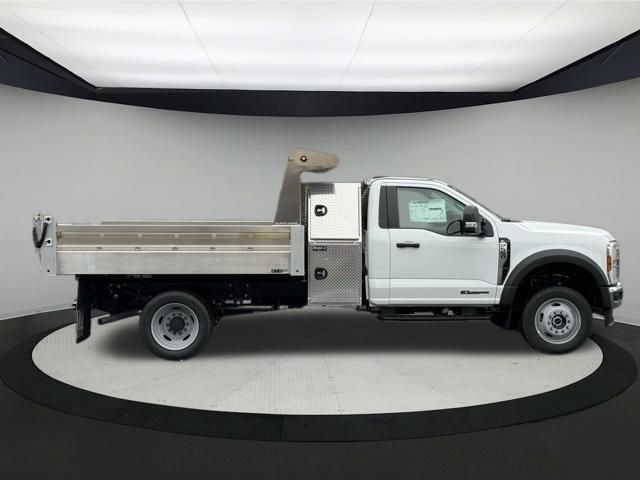2024 Ford F-550 XL photo 4