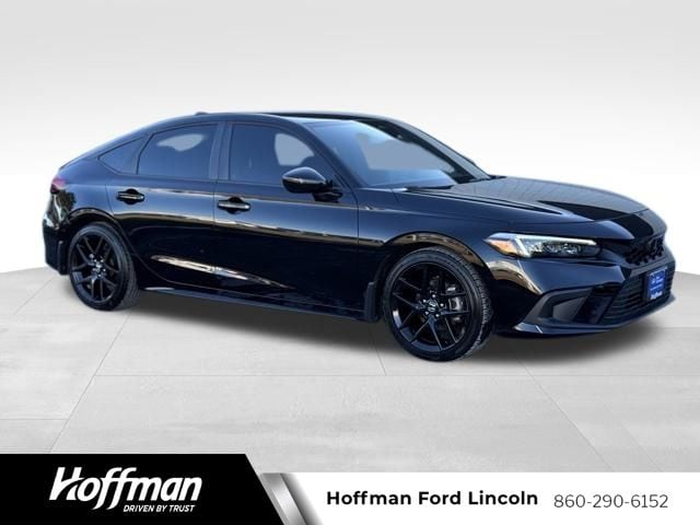 2024 Honda Civic Hatchback Sport's photo