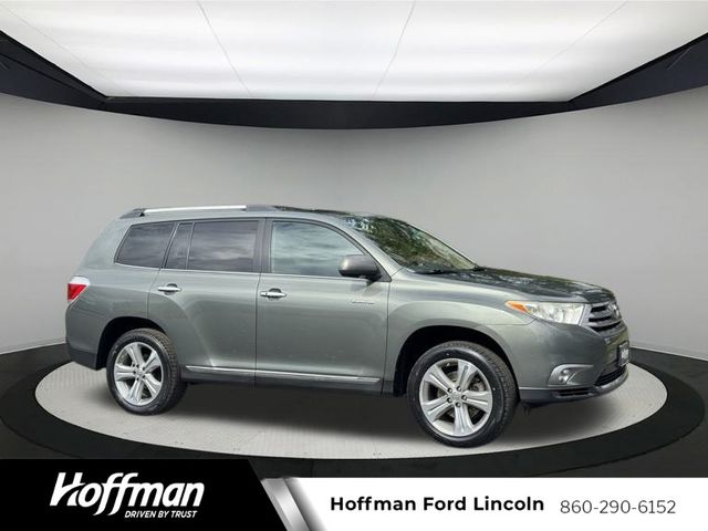 2013 Toyota Highlander SUV  2013 Toyota Highlander SUV