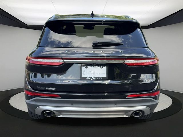2022 Lincoln Corsair Standard photo 4