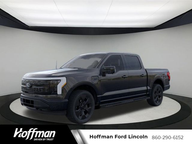 2025 Ford F-150 Lightning Platinum's photo