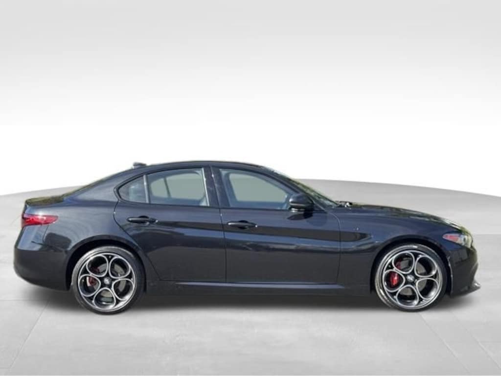 Used 2022 Alfa Romeo Giulia Ti Sedan