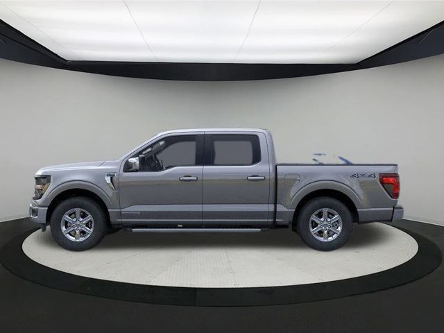 2025 Ford F-150 XLT photo 3