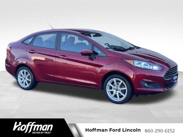 2017 Ford Fiesta SE's photo