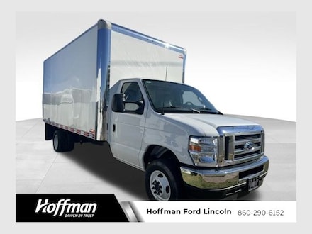 2025 Ford E-450SD Base Truck