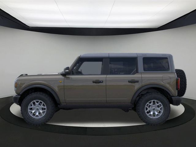 2025 Ford Bronco Badlands photo 3