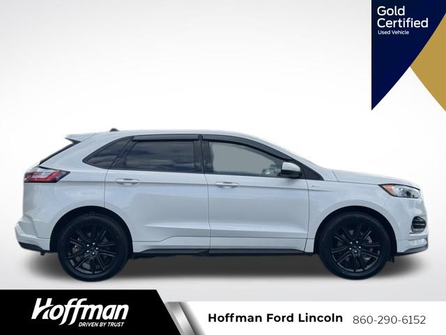 2022 Ford Edge ST photo 2