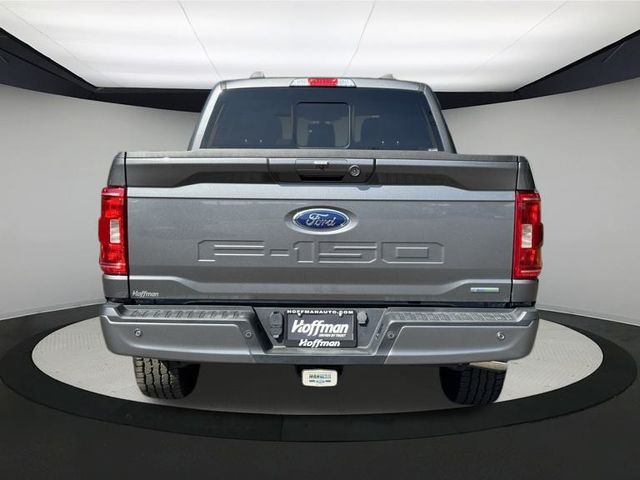 2022 Ford F-150 XLT photo 4