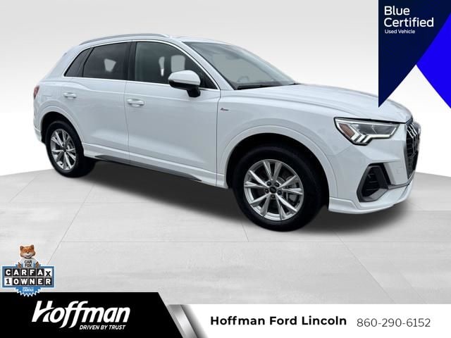 2025 Audi Q3 45 TFSI S Line Premium quattro's photo