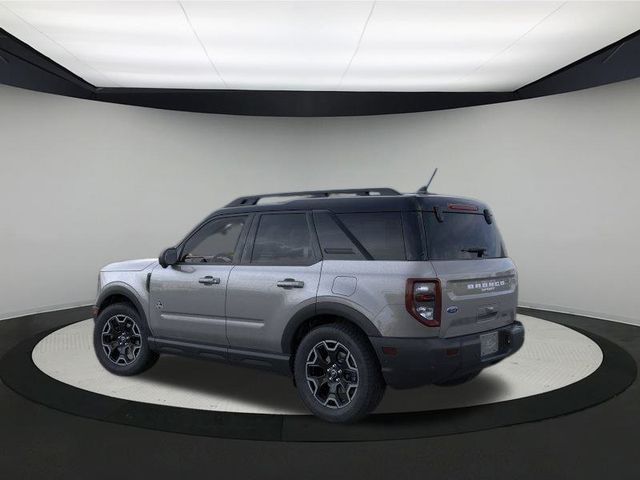 2025 Ford Bronco Sport Outer Banks photo 2