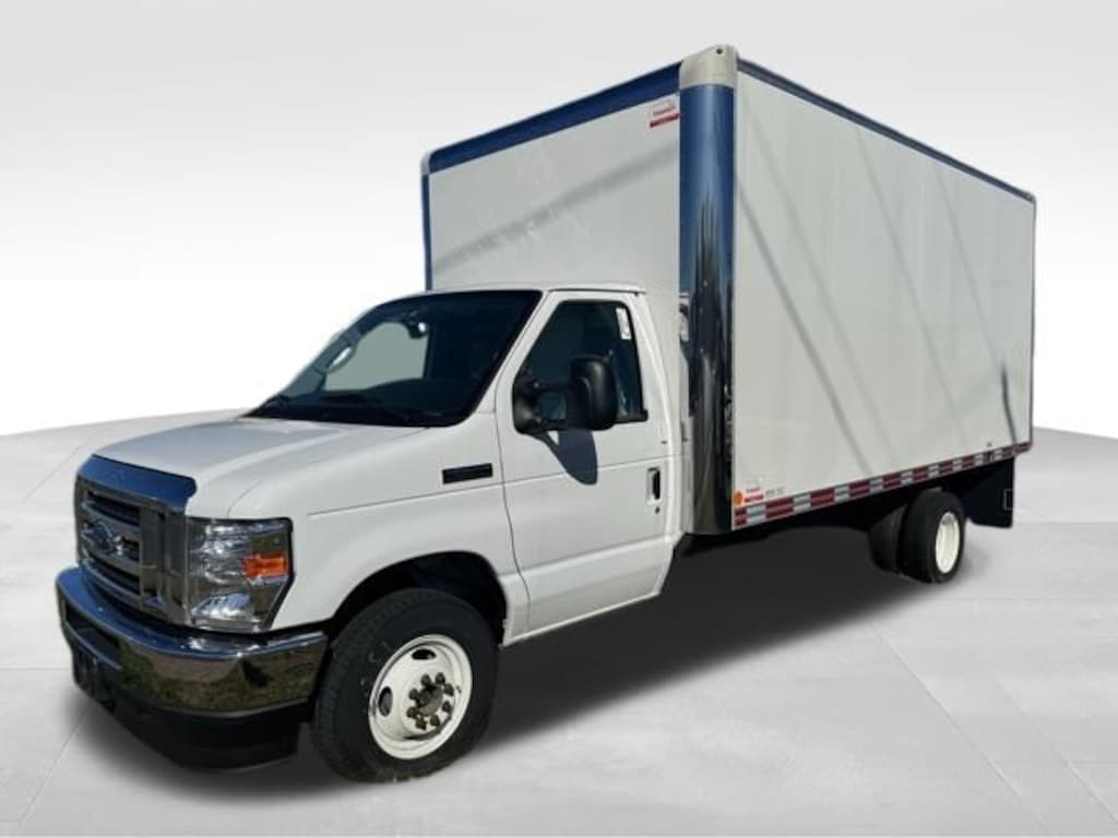 New 2025 Ford E-450SD Base Truck