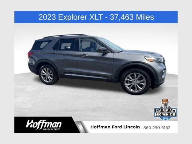 2023 Ford Explorer XLT 4WD's photo