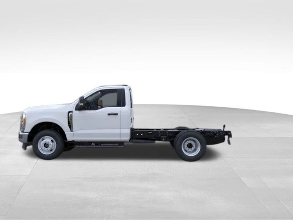 New 2025 Ford F-350SD XL Truck Regular Cab