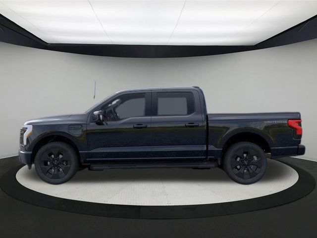 2025 Ford F-150 Lightning Platinum photo 3