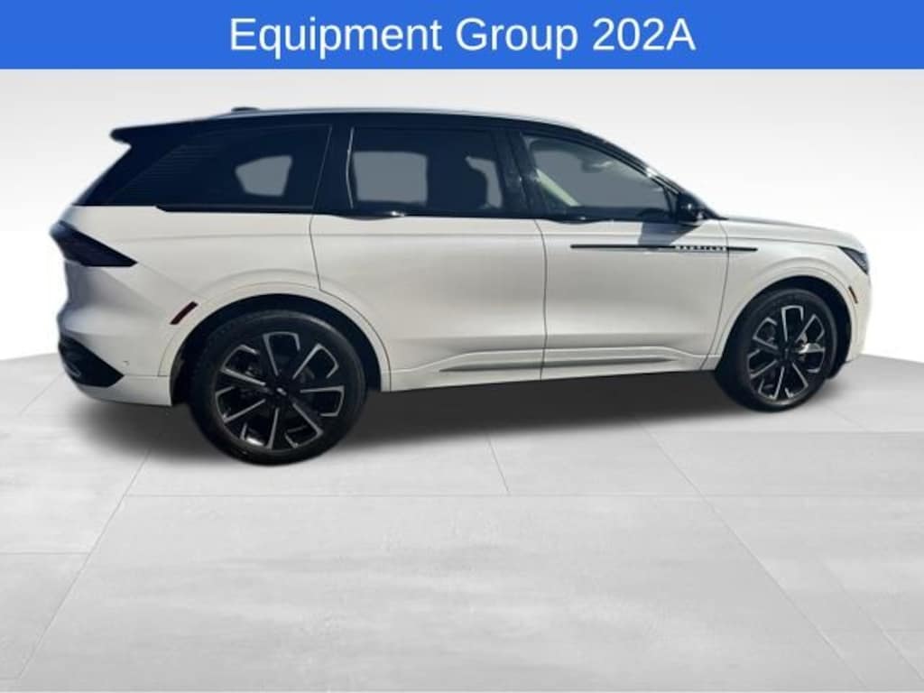 Certified 2024 Lincoln Nautilus Reserve SUV