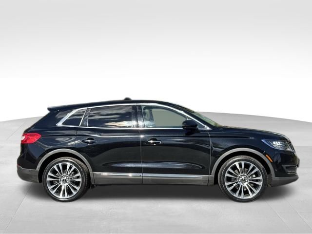 2017 Lincoln MKX Reserve photo 2