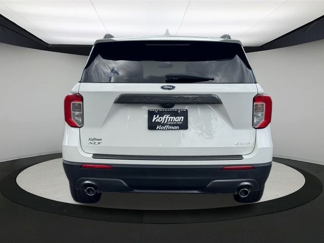 2022 Ford Explorer XLT photo 4