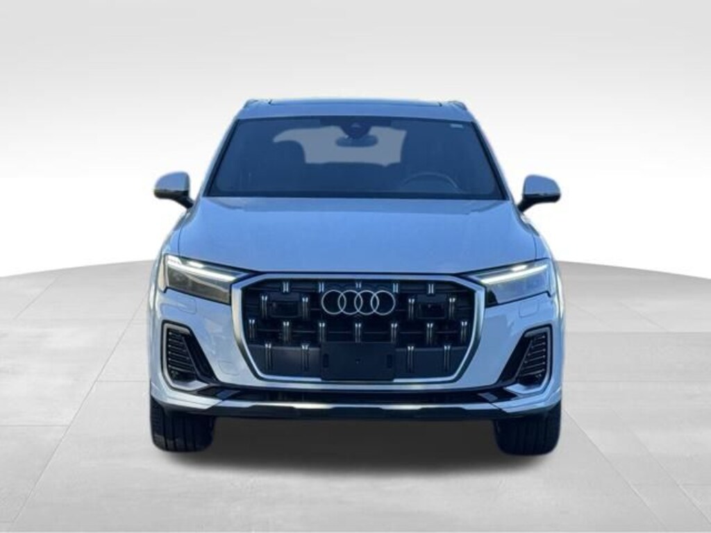 Used 2025 Audi Q7 45 Premium SUV