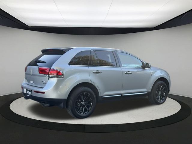 2013 Lincoln MKX Base photo 3